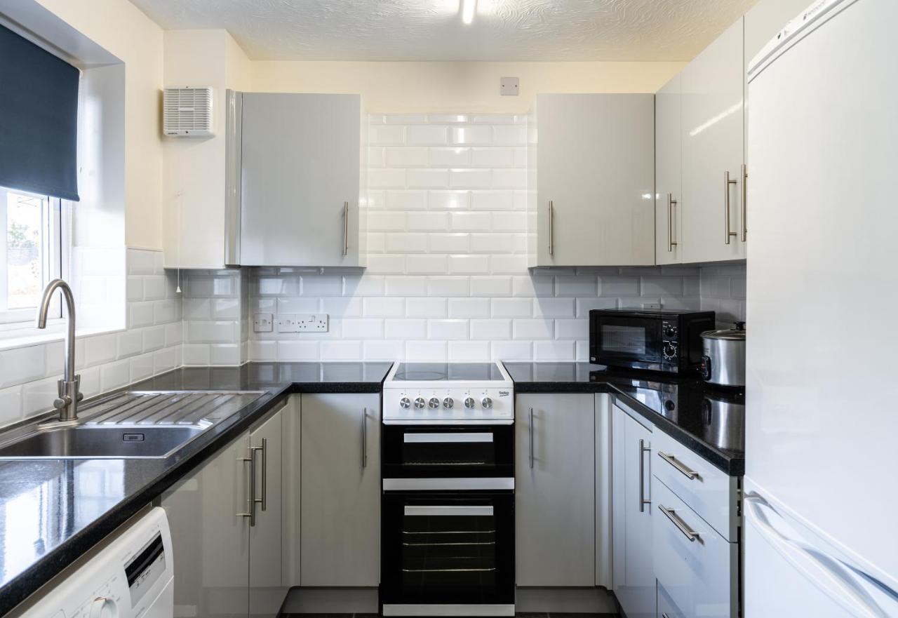 Modern 2 Bed House- Free Parking And Close To The Centre Bristol Exteriér fotografie
