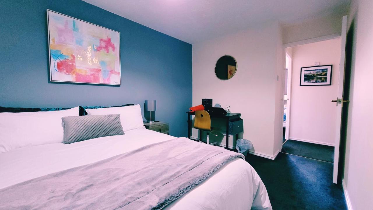 Modern 2 Bed House- Free Parking And Close To The Centre Bristol Exteriér fotografie