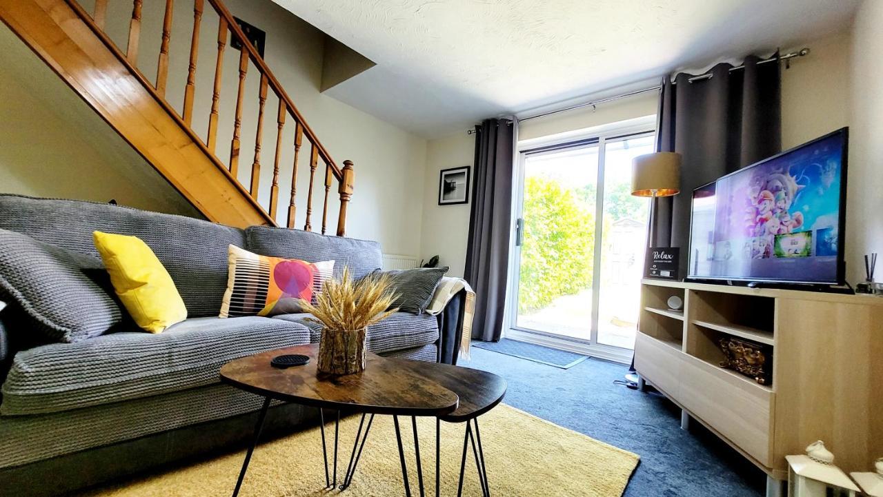 Modern 2 Bed House- Free Parking And Close To The Centre Bristol Exteriér fotografie