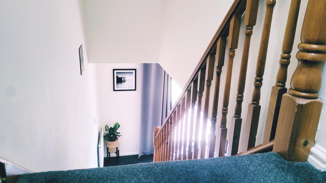 Modern 2 Bed House- Free Parking And Close To The Centre Bristol Exteriér fotografie