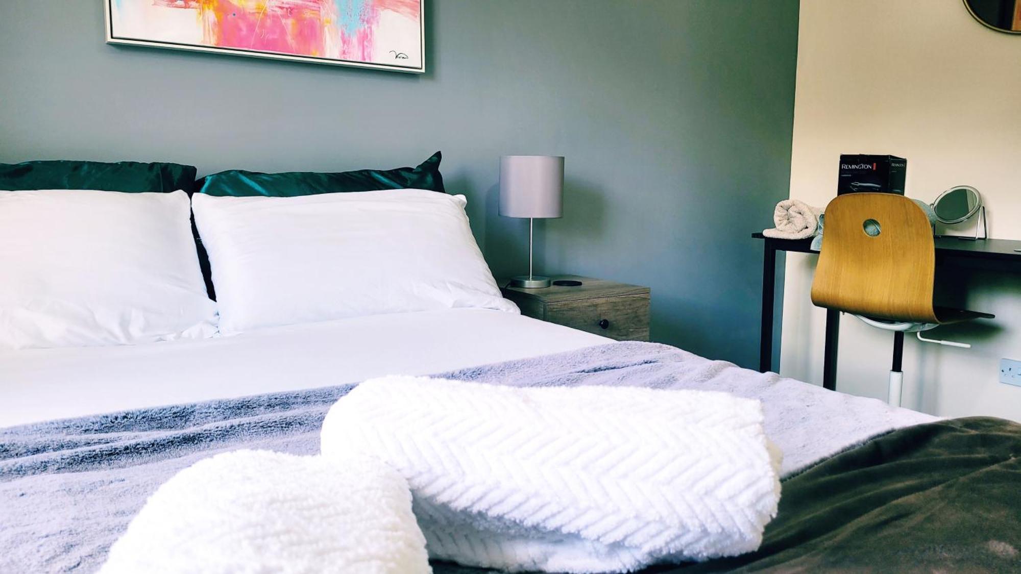 Modern 2 Bed House- Free Parking And Close To The Centre Bristol Exteriér fotografie